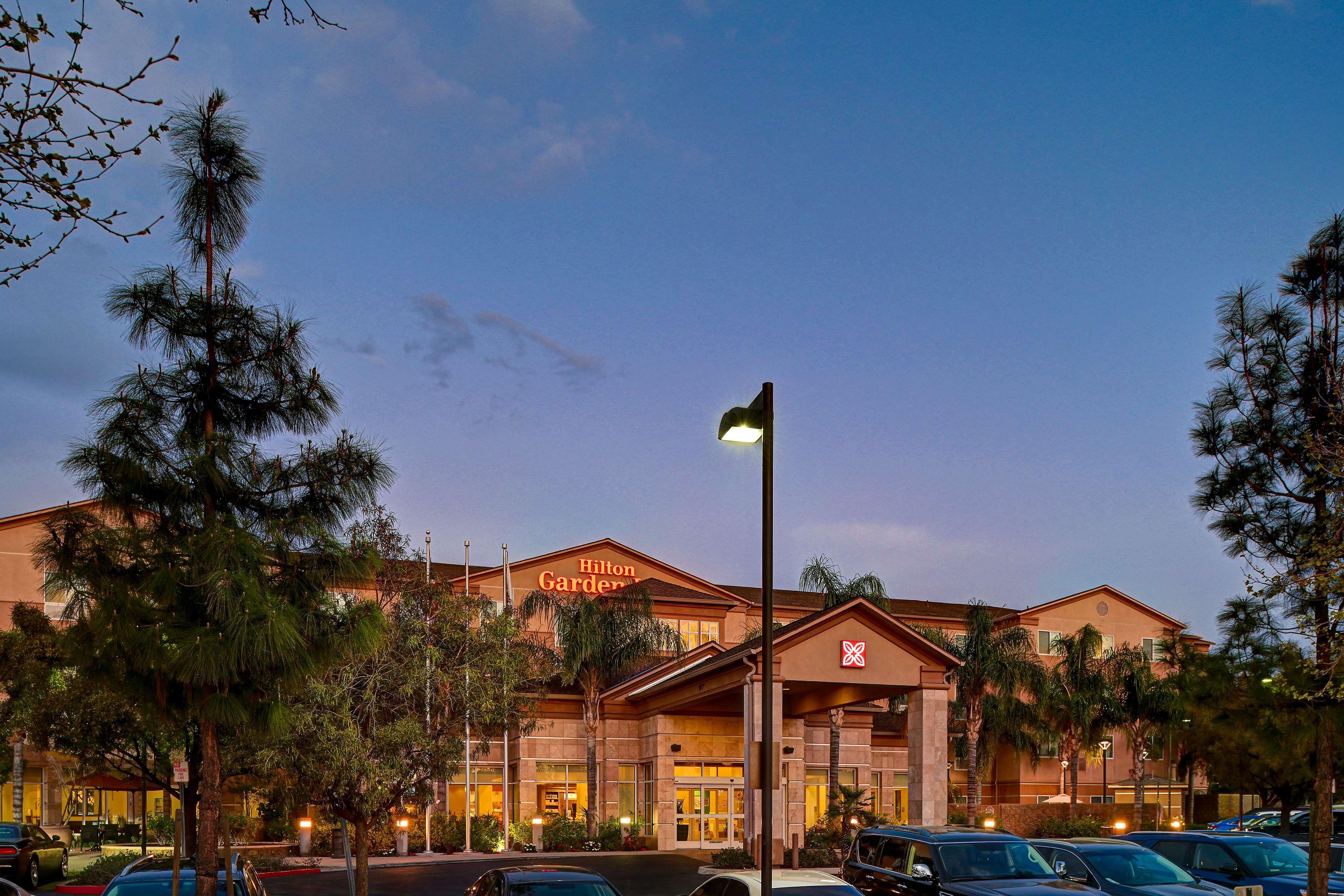 Hilton Garden Inn San Bernardino Eksteriør bilde
